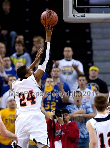 Thumbnail 3 in Ryle vs. Newport Central Catholic (KHSAA Ninth Region Semifinal) photogallery.