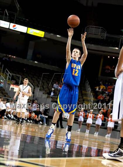 Thumbnail 1 in Ryle vs. Newport Central Catholic (KHSAA Ninth Region Semifinal) photogallery.