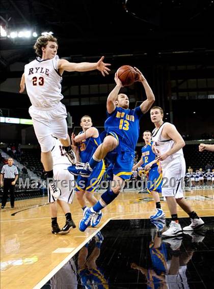 Thumbnail 1 in Ryle vs. Newport Central Catholic (KHSAA Ninth Region Semifinal) photogallery.