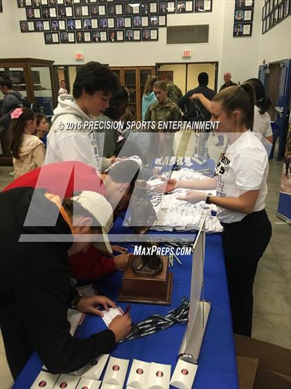 Thumbnail 3 in Brentwood TOC Ceremony photogallery.