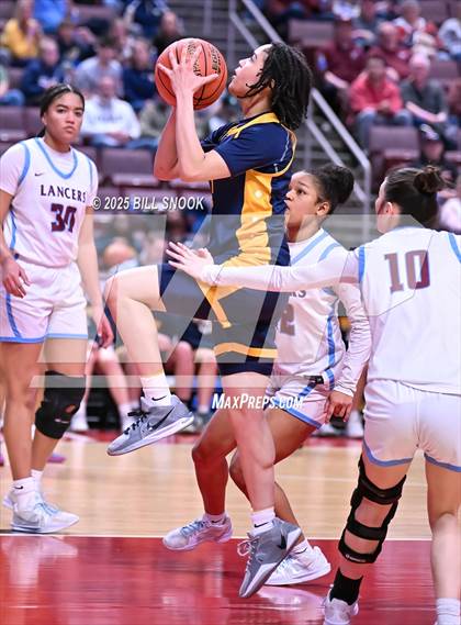 Thumbnail 2 in Shady Side Academy @ Loyalsock Township (PIAA 3A State Final) photogallery.