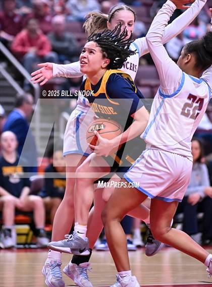 Thumbnail 2 in Shady Side Academy @ Loyalsock Township (PIAA 3A State Final) photogallery.