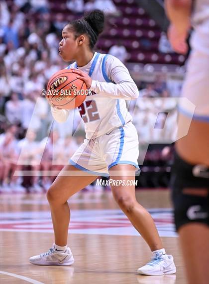 Thumbnail 2 in Shady Side Academy @ Loyalsock Township (PIAA 3A State Final) photogallery.
