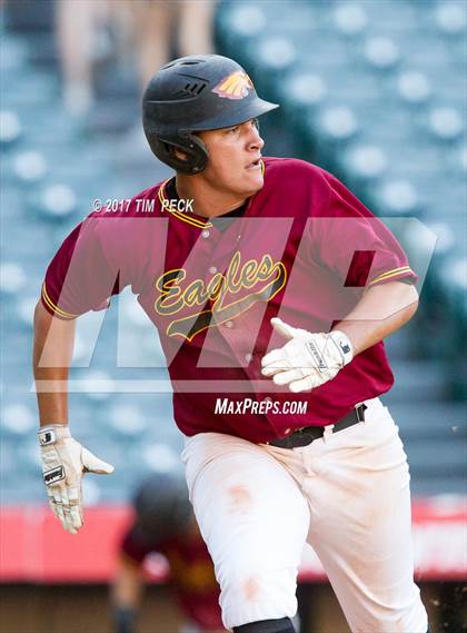 Thumbnail 2 in Costa Mesa vs. Estancia photogallery.
