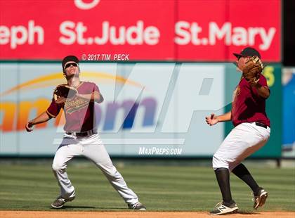 Thumbnail 2 in Costa Mesa vs. Estancia photogallery.