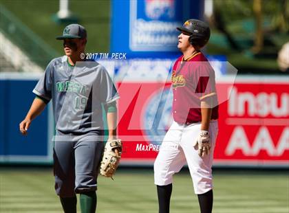 Thumbnail 3 in Costa Mesa vs. Estancia photogallery.