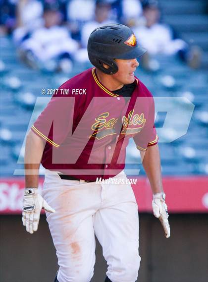 Thumbnail 2 in Costa Mesa vs. Estancia photogallery.