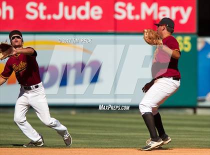 Thumbnail 3 in Costa Mesa vs. Estancia photogallery.