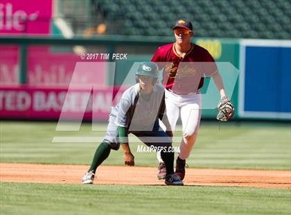 Thumbnail 2 in Costa Mesa vs. Estancia photogallery.
