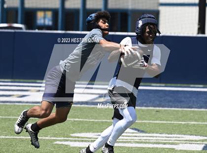 Thumbnail 1 in Warren vs. St. John Bosco (Brave 8 Invitational) photogallery.