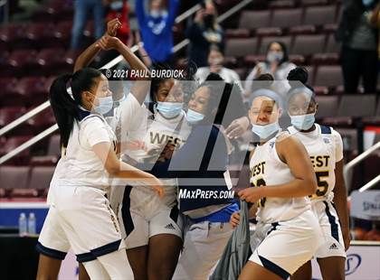Thumbnail 1 in Mohawk Area vs. West Catholic (PIAA 3A Championship) photogallery.