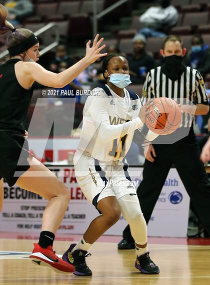 Thumbnail 2 in Mohawk Area vs. West Catholic (PIAA 3A Championship) photogallery.