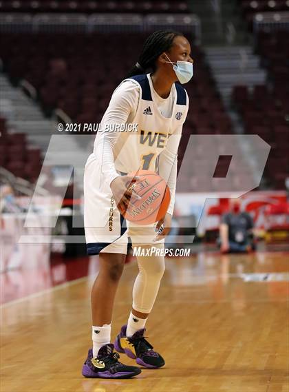 Thumbnail 3 in Mohawk Area vs. West Catholic (PIAA 3A Championship) photogallery.