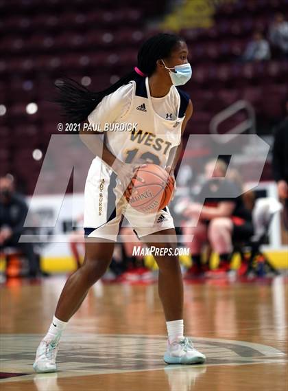 Thumbnail 3 in Mohawk Area vs. West Catholic (PIAA 3A Championship) photogallery.
