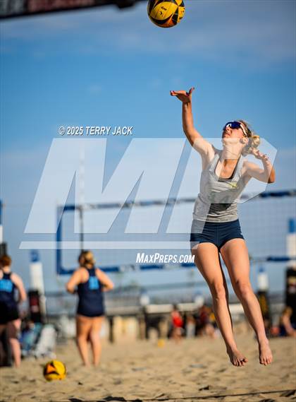 Thumbnail 1 in Newport Harbor @ Edison photogallery.