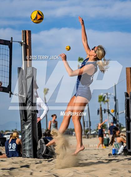 Thumbnail 2 in Newport Harbor @ Edison photogallery.