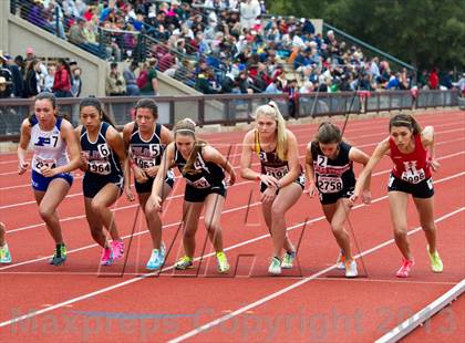 Thumbnail 1 in Stanford Invitational Mile photogallery.