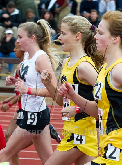 Thumbnail 1 in Stanford Invitational Mile photogallery.