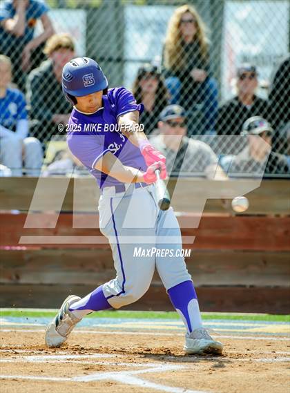 Thumbnail 3 in St. Anthony vs Dos Pueblos (CIF D3 State Regional Quarter Final) photogallery.