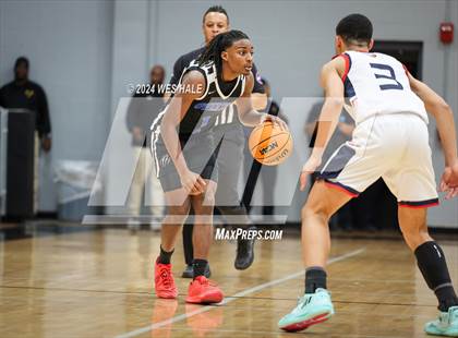 Thumbnail 2 in Overton vs BFL Prep Academy (Memphis Hoopfest) photogallery.