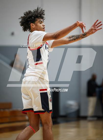 Thumbnail 2 in Overton vs BFL Prep Academy (Memphis Hoopfest) photogallery.