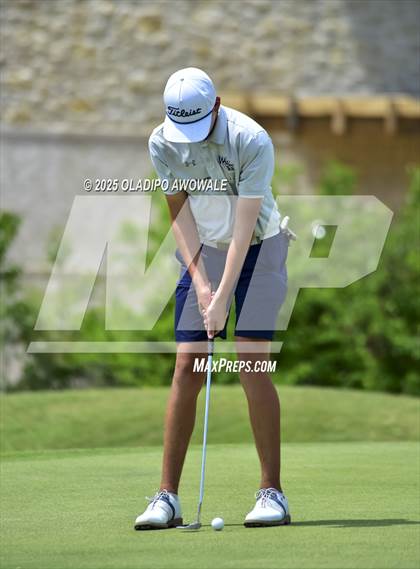 Thumbnail 2 in UIL 5A Golf (Region 2 Regionals) photogallery.