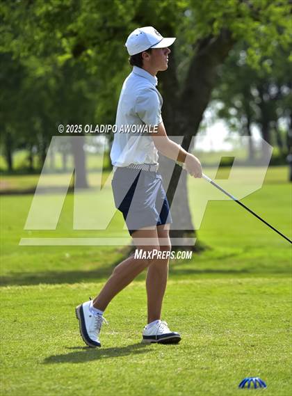 Thumbnail 2 in UIL 5A Golf (Region 2 Regionals) photogallery.