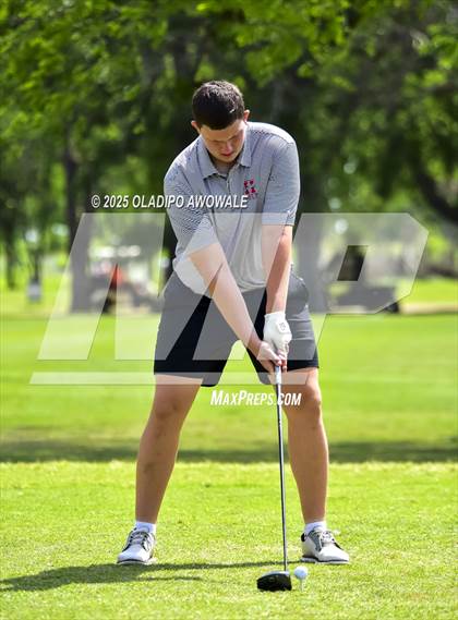 Thumbnail 2 in UIL 5A Golf (Region 2 Regionals) photogallery.