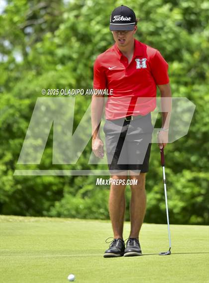 Thumbnail 2 in UIL 5A Golf (Region 2 Regionals) photogallery.