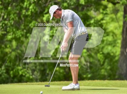 Thumbnail 2 in UIL 5A Golf (Region 2 Regionals) photogallery.