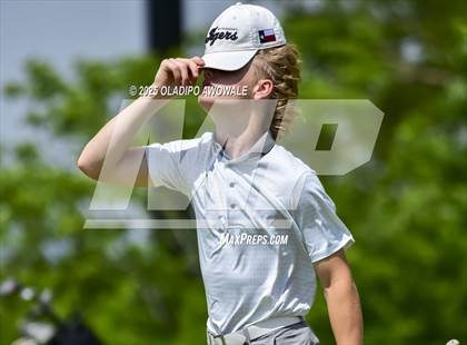 Thumbnail 2 in UIL 5A Golf (Region 2 Regionals) photogallery.