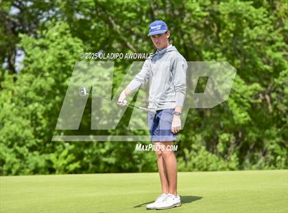 Thumbnail 3 in UIL 5A Golf (Region 2 Regionals) photogallery.