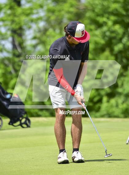 Thumbnail 2 in UIL 5A Golf (Region 2 Regionals) photogallery.