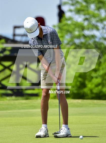 Thumbnail 3 in UIL 5A Golf (Region 2 Regionals) photogallery.