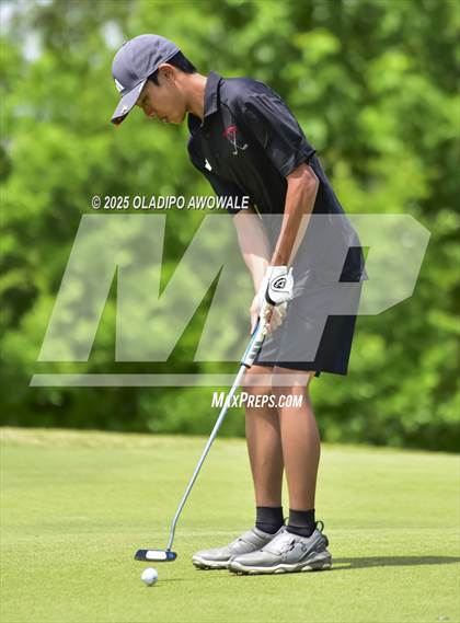 Thumbnail 2 in UIL 5A Golf (Region 2 Regionals) photogallery.