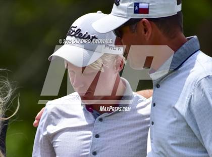 Thumbnail 3 in UIL 5A Golf (Region 2 Regionals) photogallery.