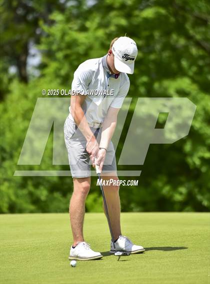 Thumbnail 1 in UIL 5A Golf (Region 2 Regionals) photogallery.