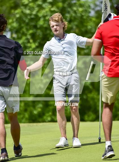 Thumbnail 3 in UIL 5A Golf (Region 2 Regionals) photogallery.