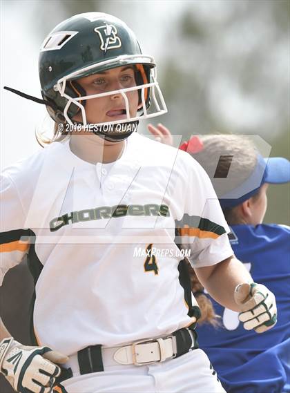 Thumbnail 3 in Fountain Valley vs. Edison (Alan Dugard Classic) photogallery.