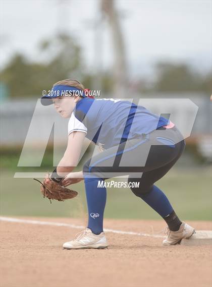 Thumbnail 1 in Fountain Valley vs. Edison (Alan Dugard Classic) photogallery.