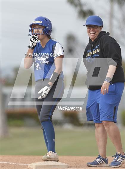 Thumbnail 2 in Fountain Valley vs. Edison (Alan Dugard Classic) photogallery.