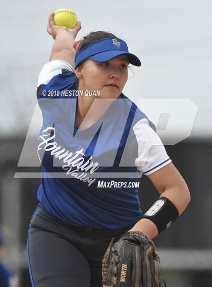 Thumbnail 1 in Fountain Valley vs. Edison (Alan Dugard Classic) photogallery.