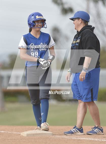 Thumbnail 2 in Fountain Valley vs. Edison (Alan Dugard Classic) photogallery.