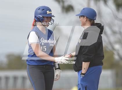 Thumbnail 3 in Fountain Valley vs. Edison (Alan Dugard Classic) photogallery.