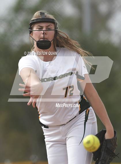 Thumbnail 3 in Fountain Valley vs. Edison (Alan Dugard Classic) photogallery.