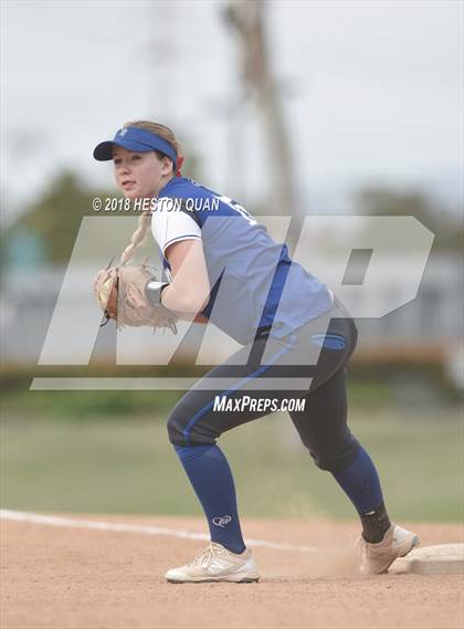 Thumbnail 2 in Fountain Valley vs. Edison (Alan Dugard Classic) photogallery.