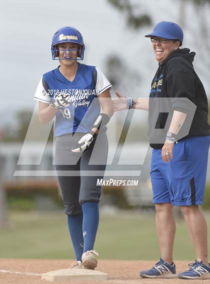 Thumbnail 3 in Fountain Valley vs. Edison (Alan Dugard Classic) photogallery.