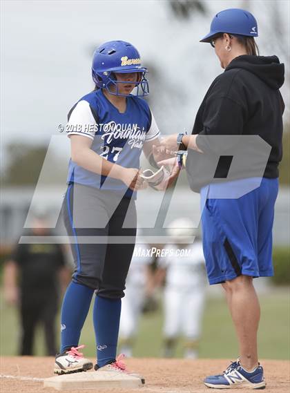 Thumbnail 1 in Fountain Valley vs. Edison (Alan Dugard Classic) photogallery.