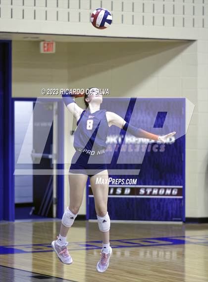 Thumbnail 1 in Seven Lakes vs Fort Bend Austin (UIL 6A Bi-District Playoff) photogallery.