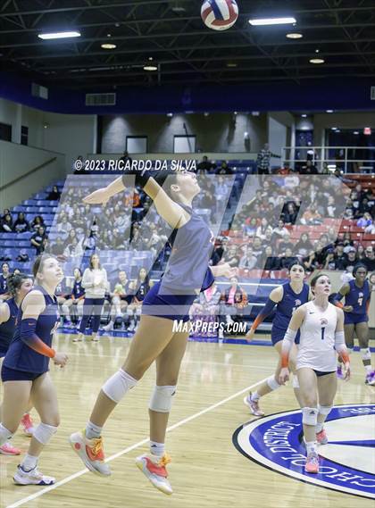 Thumbnail 1 in Seven Lakes vs Fort Bend Austin (UIL 6A Bi-District Playoff) photogallery.